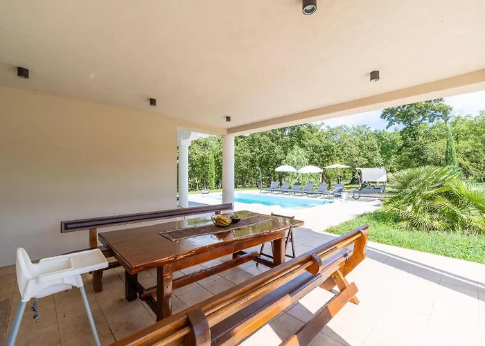 Luxurious Home In Poljica